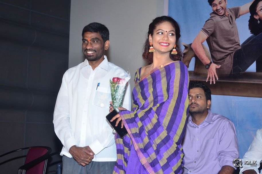 Ami-Thumi-Movie-Pre-Release-Function